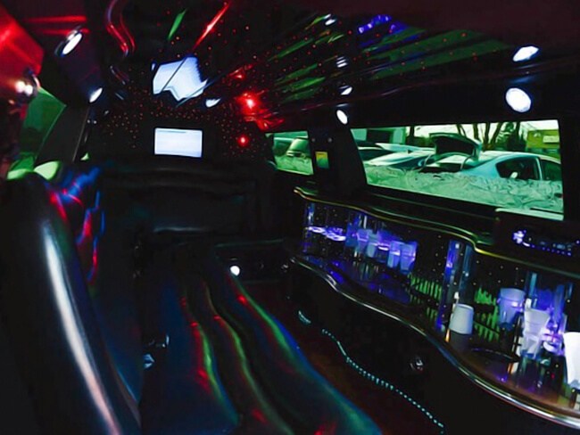 10 passenger limousine service